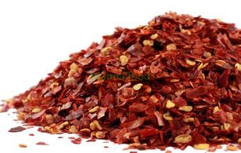 Red chili flakes with seeds